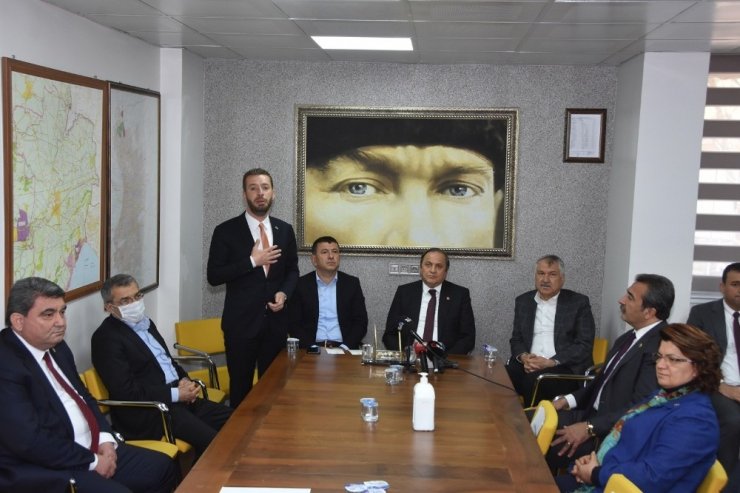 CHP kurmayları Kadir Aydar için Ceyhan’da