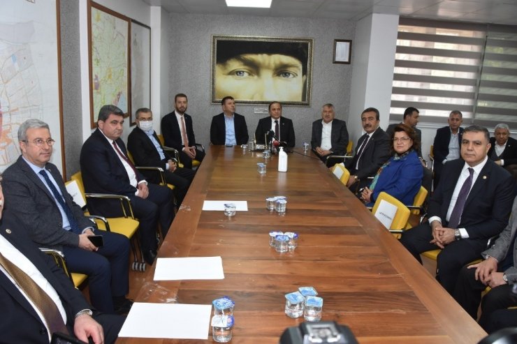 CHP kurmayları Kadir Aydar için Ceyhan’da