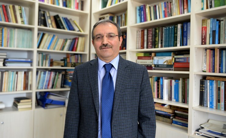 Din İşleri Yüksek Kurulu Üyesi Günay, "cemaatle namaza ara verilmesi"ni değerlendirdi: