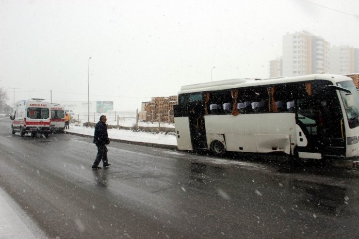Kayseri’de 5 servis ve 1 tır çarpıştı: 18 yaralı