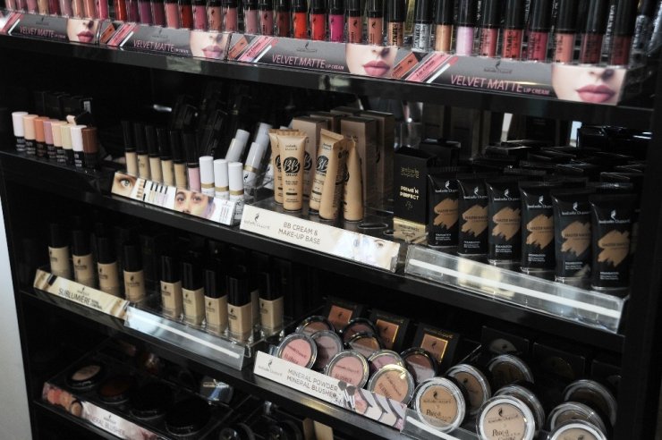 "Koronavirüsün kozmetik satın almadaki ihtiyacın arttıracağını düşüyorum"