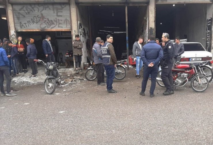 Motosiklet tamircilerine eş zamanlı operasyon