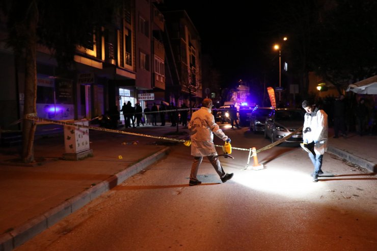 Yalova'da bir kişinin öldüğü silahlı kavgayla ilgili iki şüpheli tutuklandı