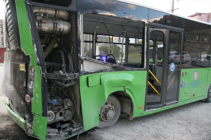 Arızalanan otobüs duvara çarparak durabildi