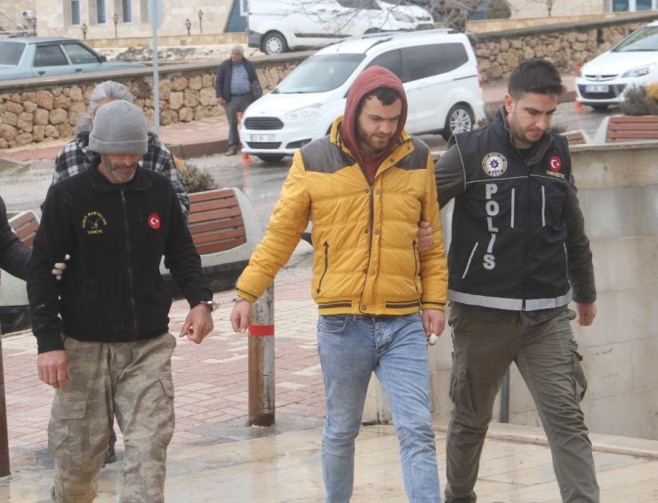 Elazığ’da uyuşturucu operasyonları: 5 tutuklama