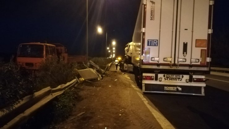 İzmir’de feci kaza: 1 ölü, 1 yaralı