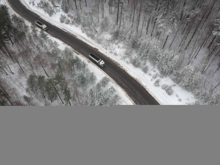 Kar yağışı Domaniç Dağları'nı beyaza bürüdü