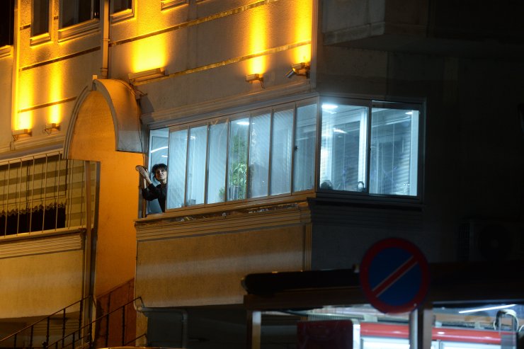 Sağlık çalışanlarına alkışlı destek