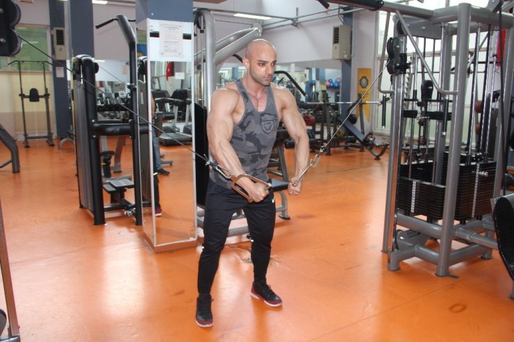 Türkiye vücut geliştirme şampiyonu Diyarbakır’dan