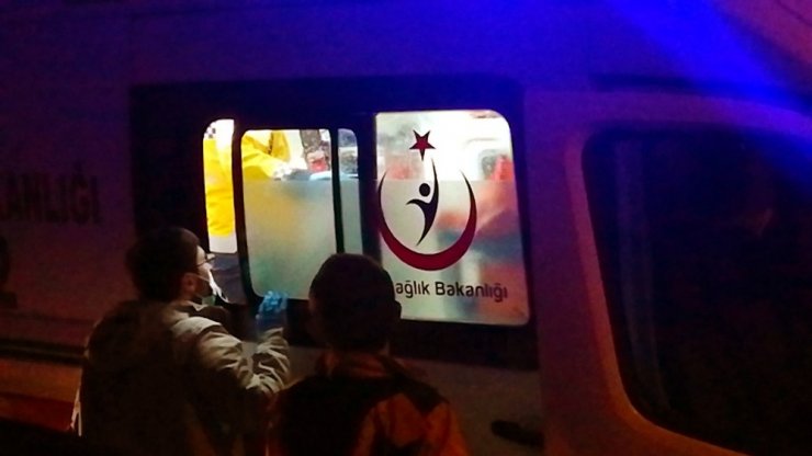 Sobadan sızan dumandan zehirlenen 3 kişi hastaneye kaldırıldı