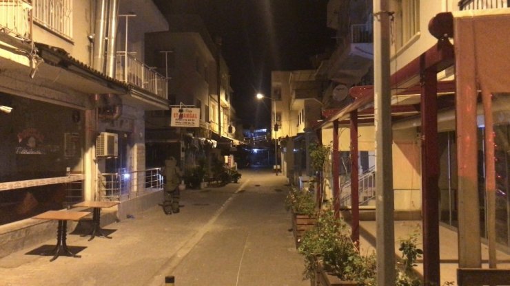 Kuşadası’nda şüpheli paket paniği