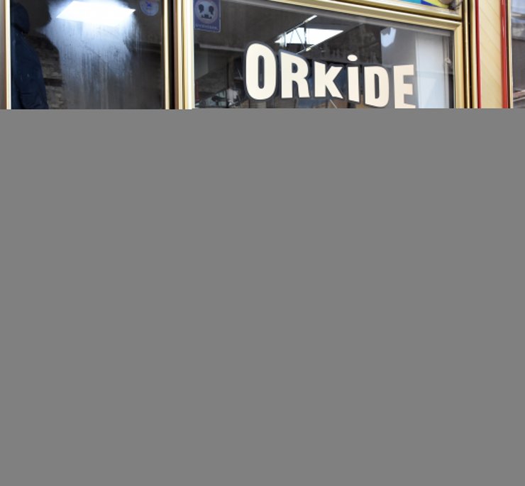 Berber, kuaför ve güzellik merkezlerinin geçisi süreyle kapatılması kararı