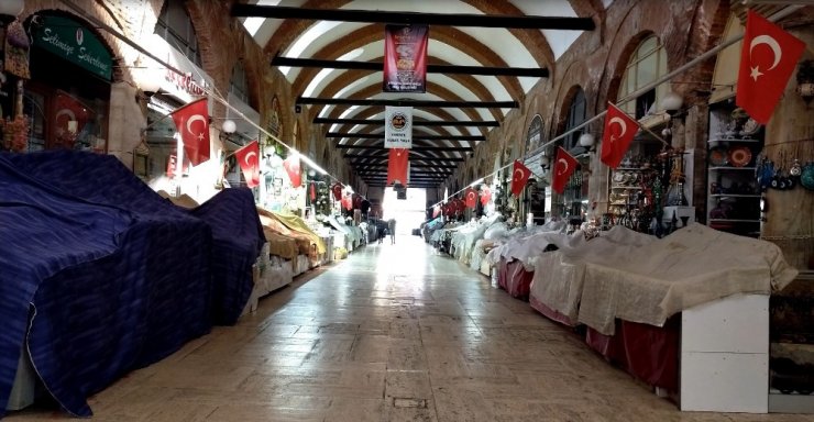 Tarihi çarşı esnafının yüzde 90’ı dükkan açmıyor