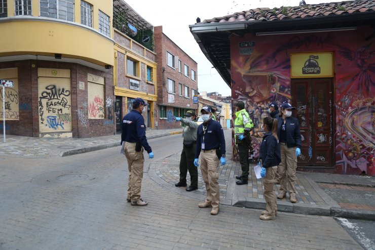 Kolombiya Kovid-19 nedeniyle gelecek hafta tam karantinaya girecek