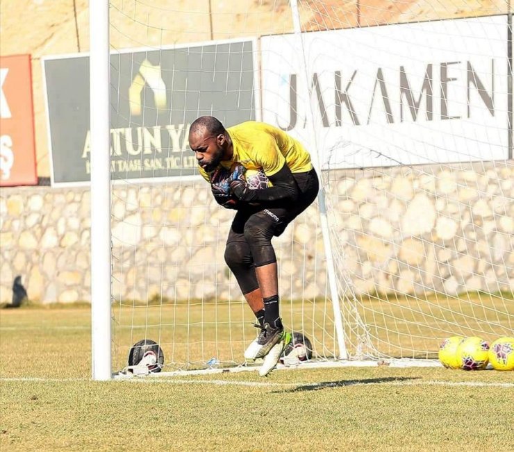 Yeni Malatyasporlu futbolculardan ’Evde kal’ çağrısı