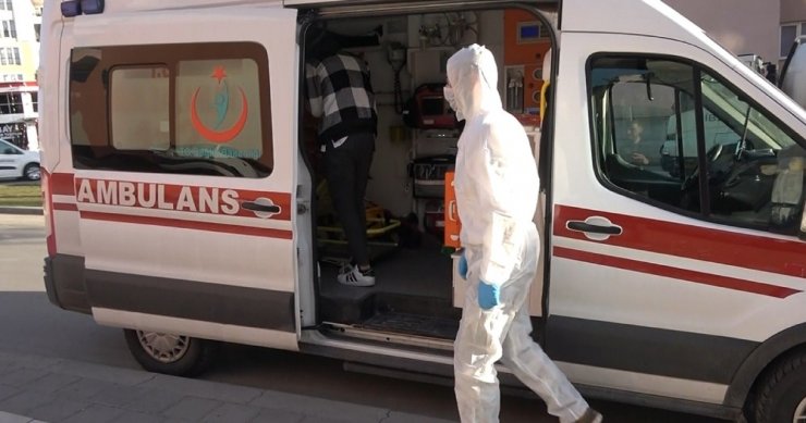 Arkadaşları ihbar etti, bekçi telefonda ikna etti