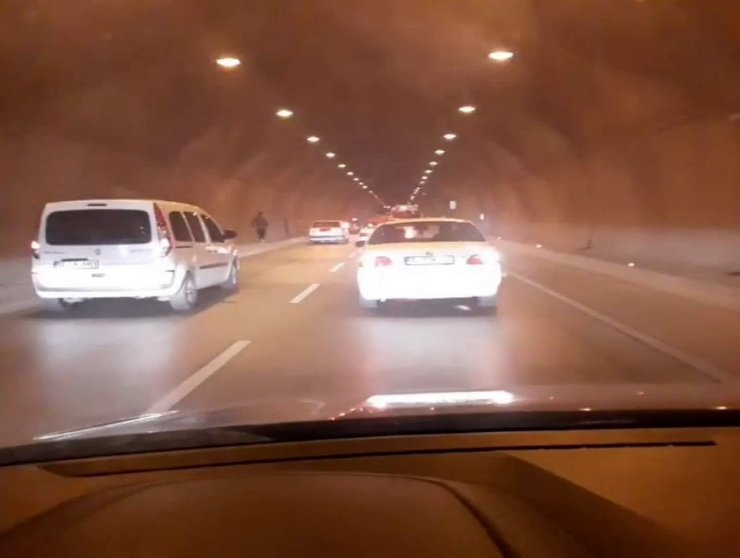 İstanbul’da korona virüse rağmen toplanıp asker uğurladılar