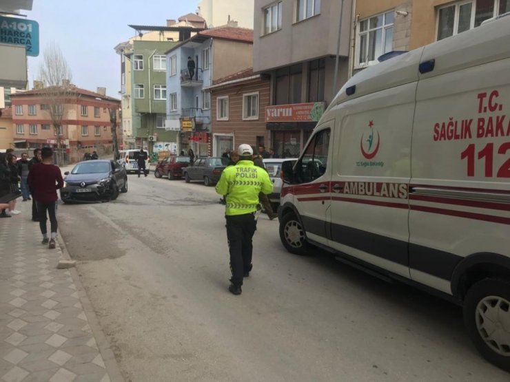 Bilecik’te trafik kazası, 4’ü hafif 5 kişi yaralandı
