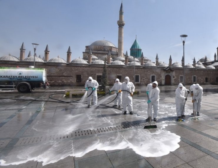 Konya'da dezenfektan çalışmaları devam ediyor