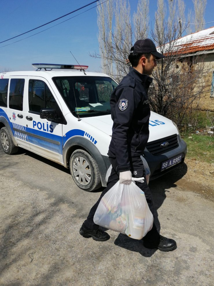 Ulaş'ta "Vefa Sosyal Destek Grubu" ihtiyaç sahiplerine hizmet vermeye başladı
