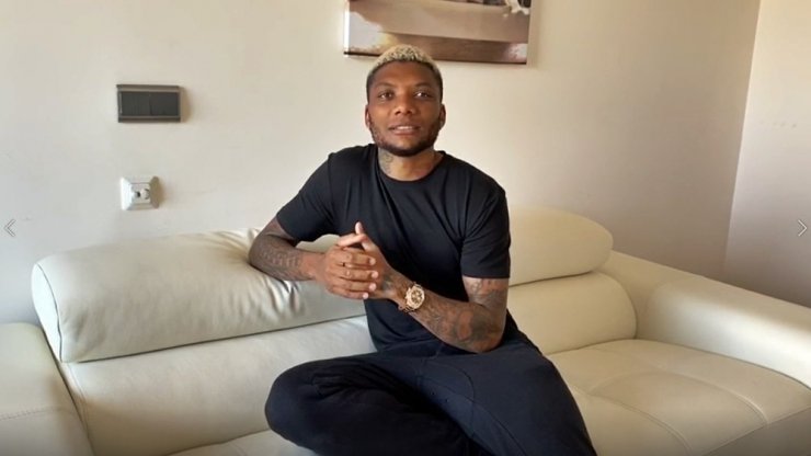 Alanyasporlu futbolculardan ‘Evde kal’ çağrısı