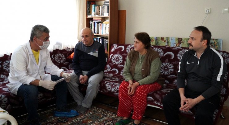 Bursa'da "Vefa Sosyal Destek Ekibi" binlerce çağrıya yanıt verdi