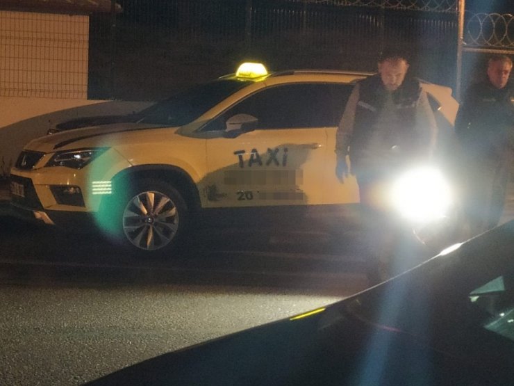 Ticari taksiye tüfekle ateş açtılar