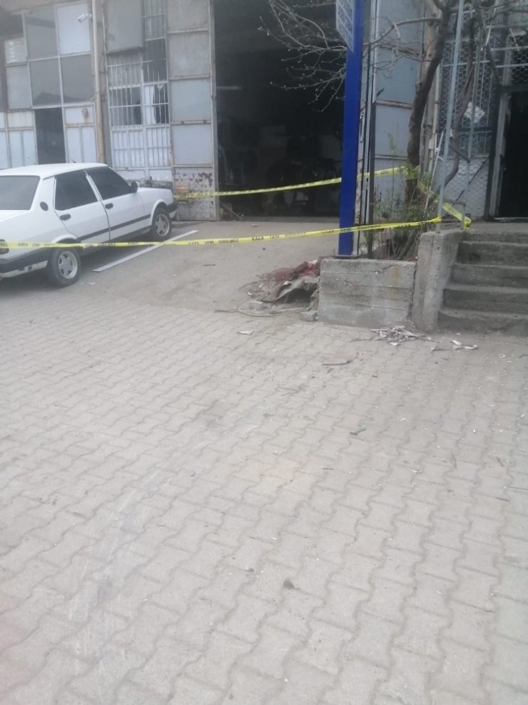 Sanayi sitesinde pompalı tüfekle saldırı: 1 yaralı