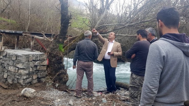 Teröristler köprü inşaatına mayın yerleştirmiş