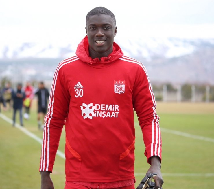 Sivasspor’un en istikrarlısı Samassa oldu!