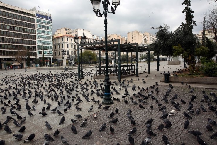 Turizm ülkesi Yunanistan’da sokaklar sessiz