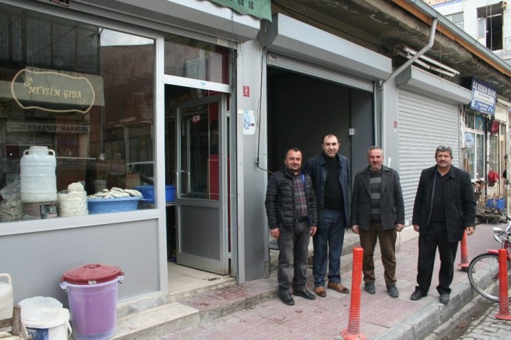 Başkan Berge: “İş yeri açık olan esnaf da iş yapamıyor”