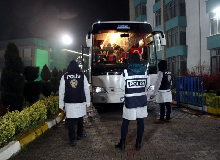 Yurt dışından gelen 226 kişi Kovid-19 önlemleri kapsamında Sakarya'da öğrenci yurduna yerleştirildi