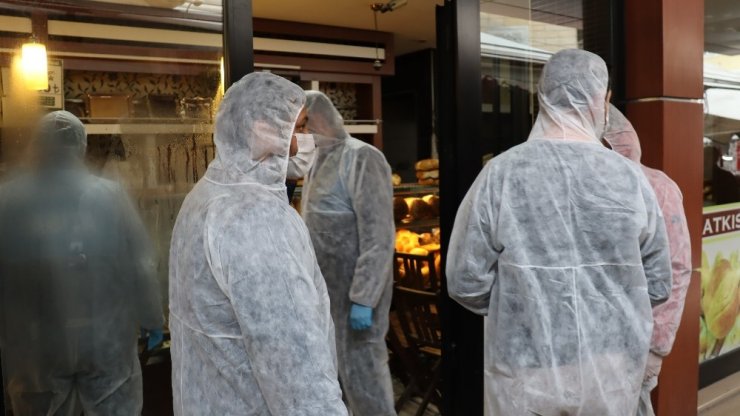 Bahçelievler’de fırına ve yufkacıya korona virüs mührü