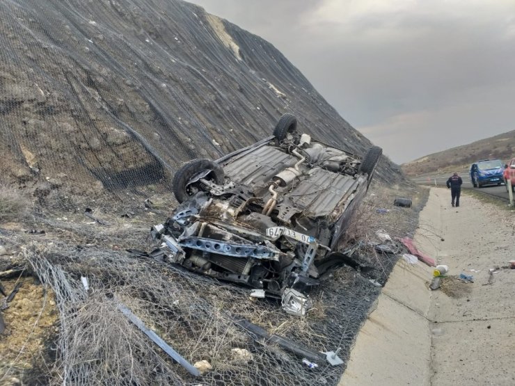 Malatya’da otomobil takla attı: 3 yaralı