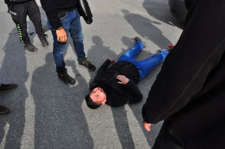 Manisa’da otomobil ile motosiklet çarpıştı: 1 yaralı