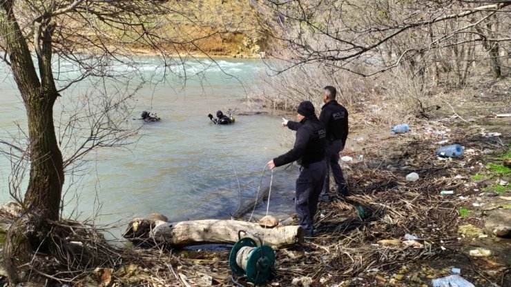 Tunceli’de ekipler 2 kaybı birlikte arıyor