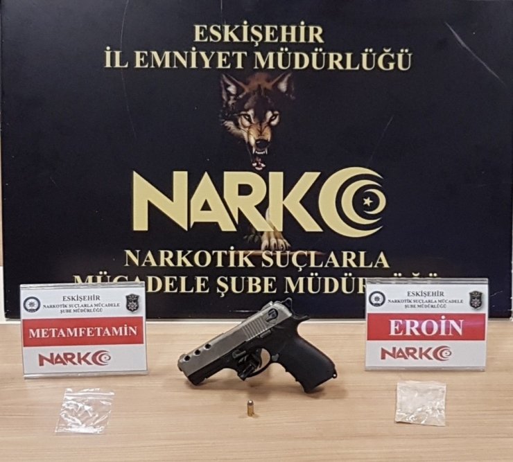 Eskişehir’de uyuşturucu operasyonu: 2 gözaltı