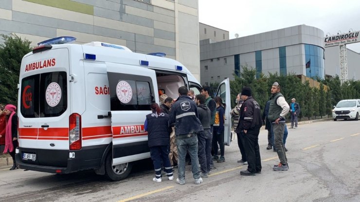 Kocaeli’de kompozit fabrikasında yangın