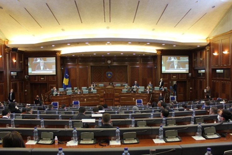 Kosova’da Albin Kurti hükümeti düştü