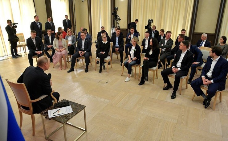 Putin: “2-3 ay içerisinde korona virüsü yeneceğiz”