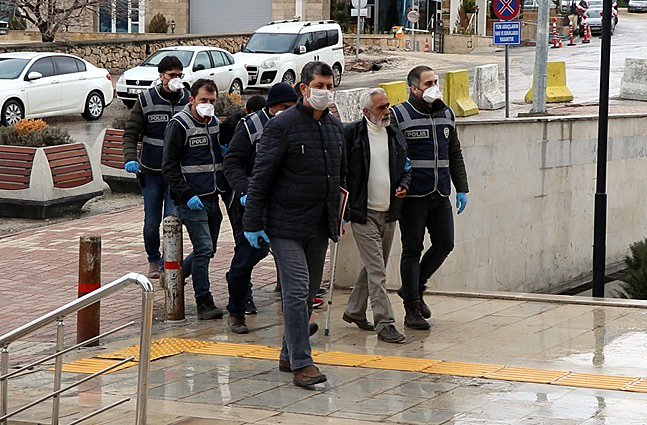 Elazığ'da silahlı kavgaya karışan 3 şüpheli tutuklandı