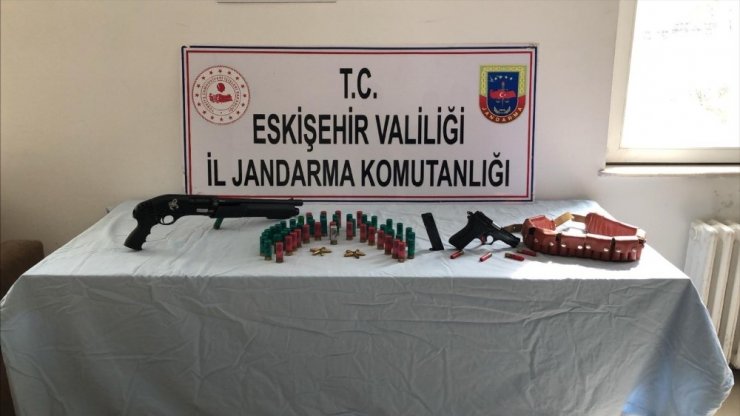 Kaçak sigara üretim yerine jandarma baskını: 1 gözaltı