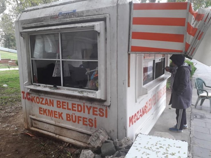 Kozan’da kamu mallarına verilen zarar verildi
