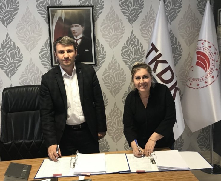 Burhaniye’de kadın fabrikatöre TKDK desteği