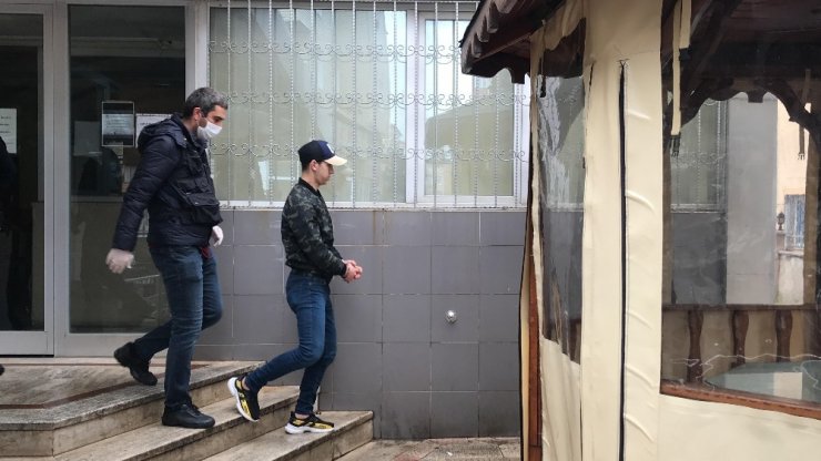 112 Acil Servis ekibine dehşeti yaşatan şahıslar adliyeye sevk edildi
