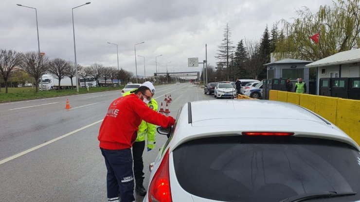 Sağlık ve polis ekiplerinden korona denetimi