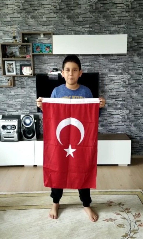 Minik judoculardan ’evde kal, spor yap Türkiye’ mesajı
