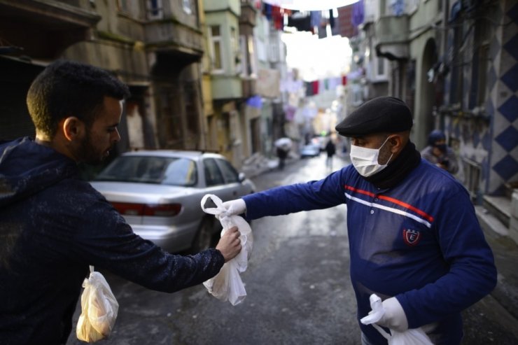 Geçim zorluğu çeken ailelere yardım