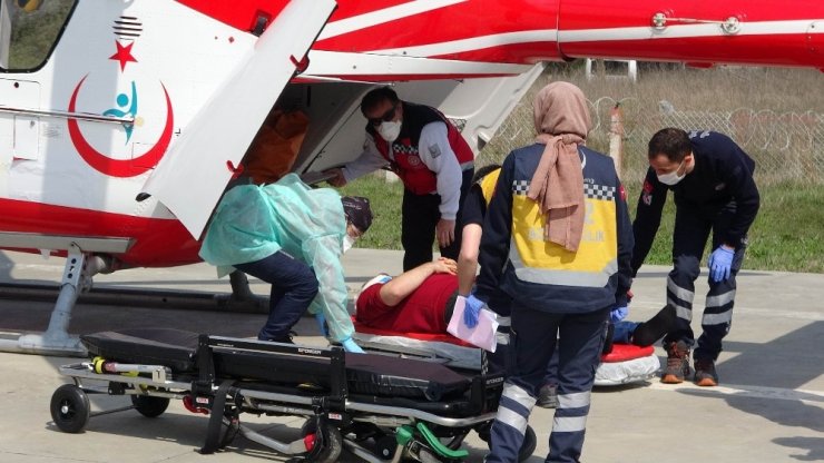 Patpat kazasında yaralanan genç ambulans helikopterle hastaneye kaldırıldı